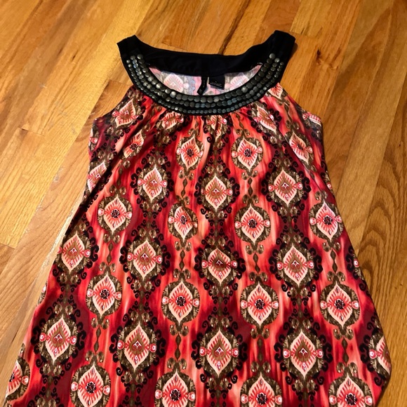 new directions Tops - New Directions size large Bohemian Sleeveless top with Beaded Neckline